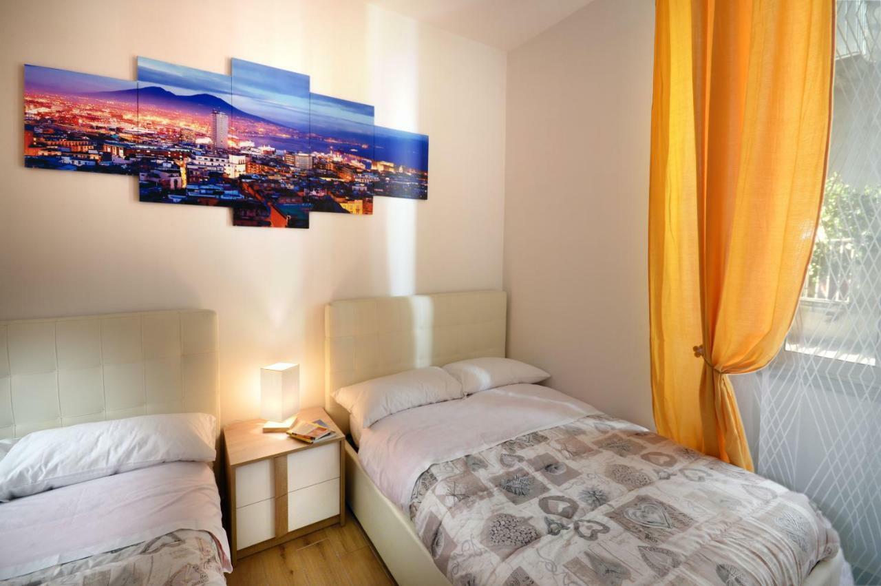 נאפולי Alexandra Exclusive Apartment מראה חיצוני תמונה
